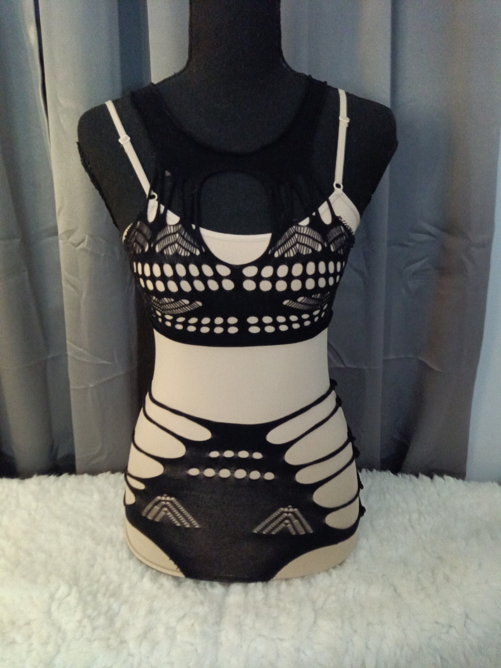 SHEIN Black Cutout Lace-Style Bralette & High-Waist Set